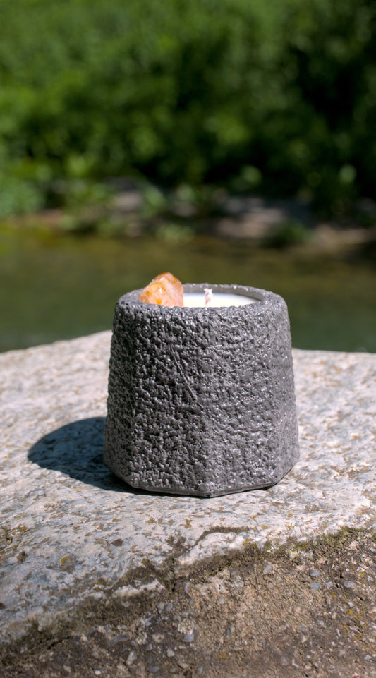 Rosa, vainilla, Ámbar y cuarzo.