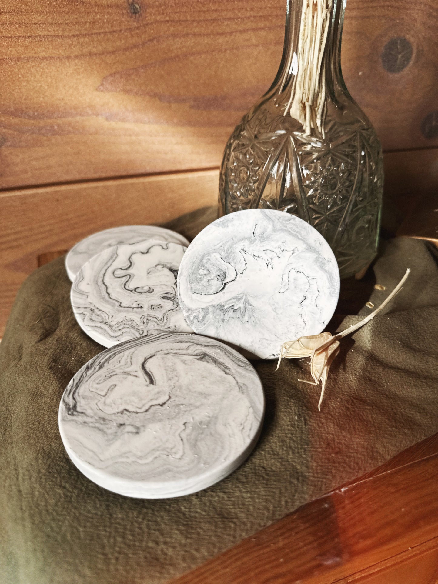 SOMBRA | Incienso, Lirio & Cedro